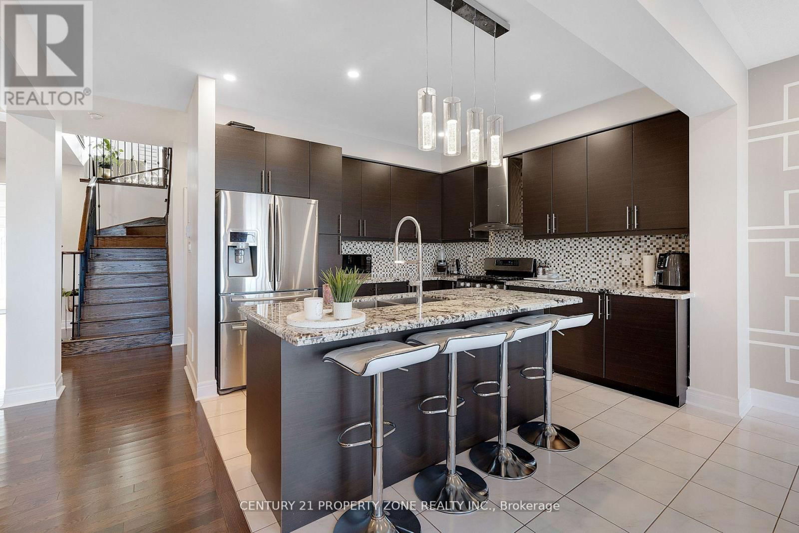 37 ALISTER DRIVE Image 12