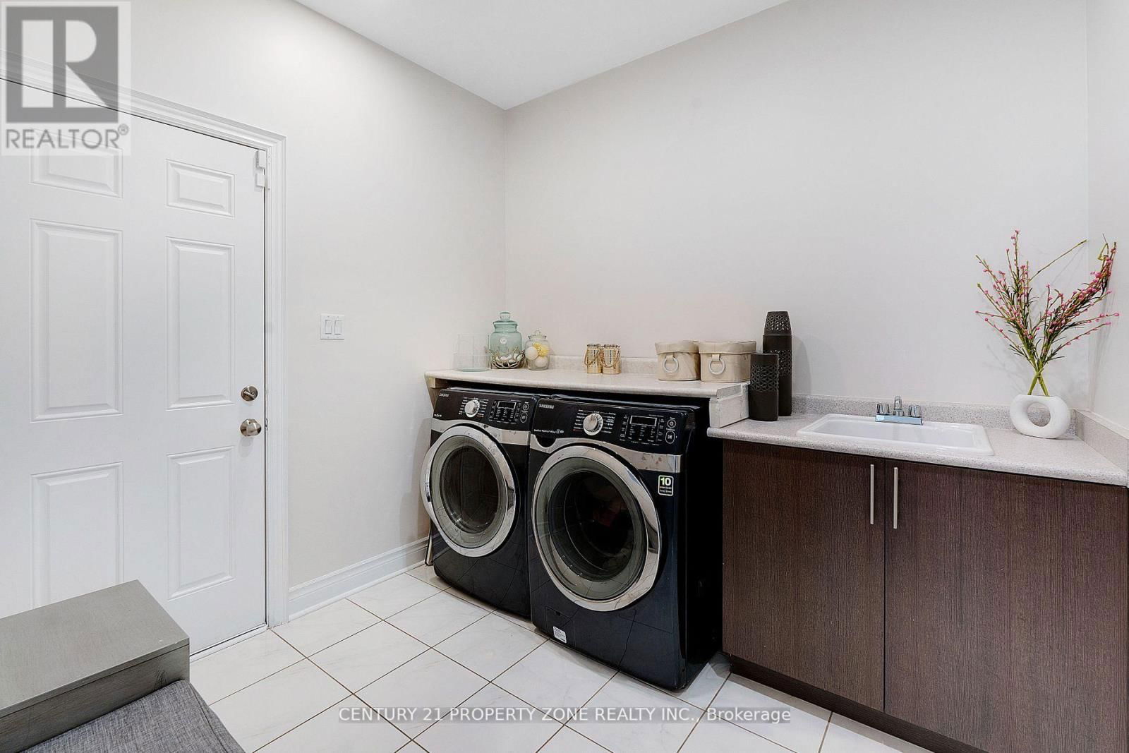 37 ALISTER DRIVE Image 28