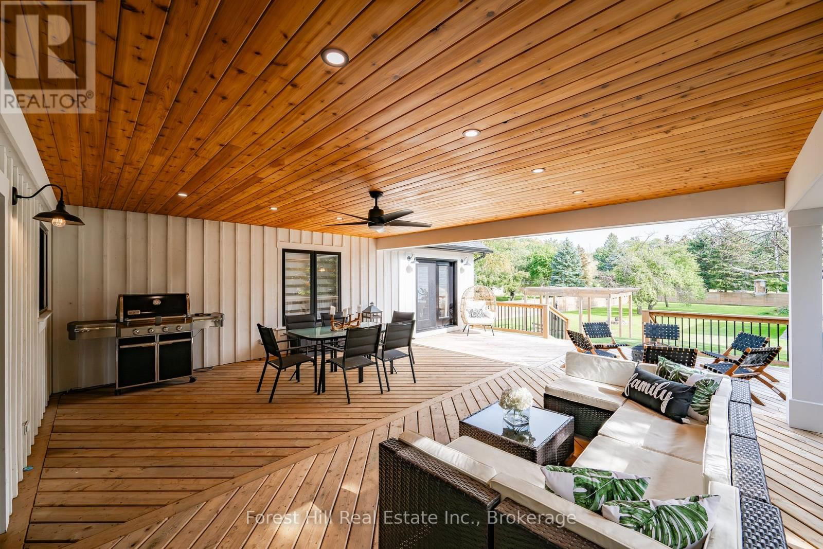 2560 2 SIDE ROAD Image 35