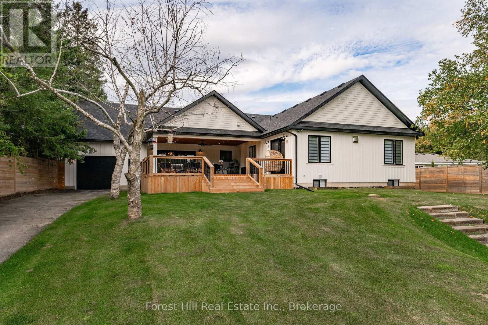 2560 2 SIDE ROAD Image 38