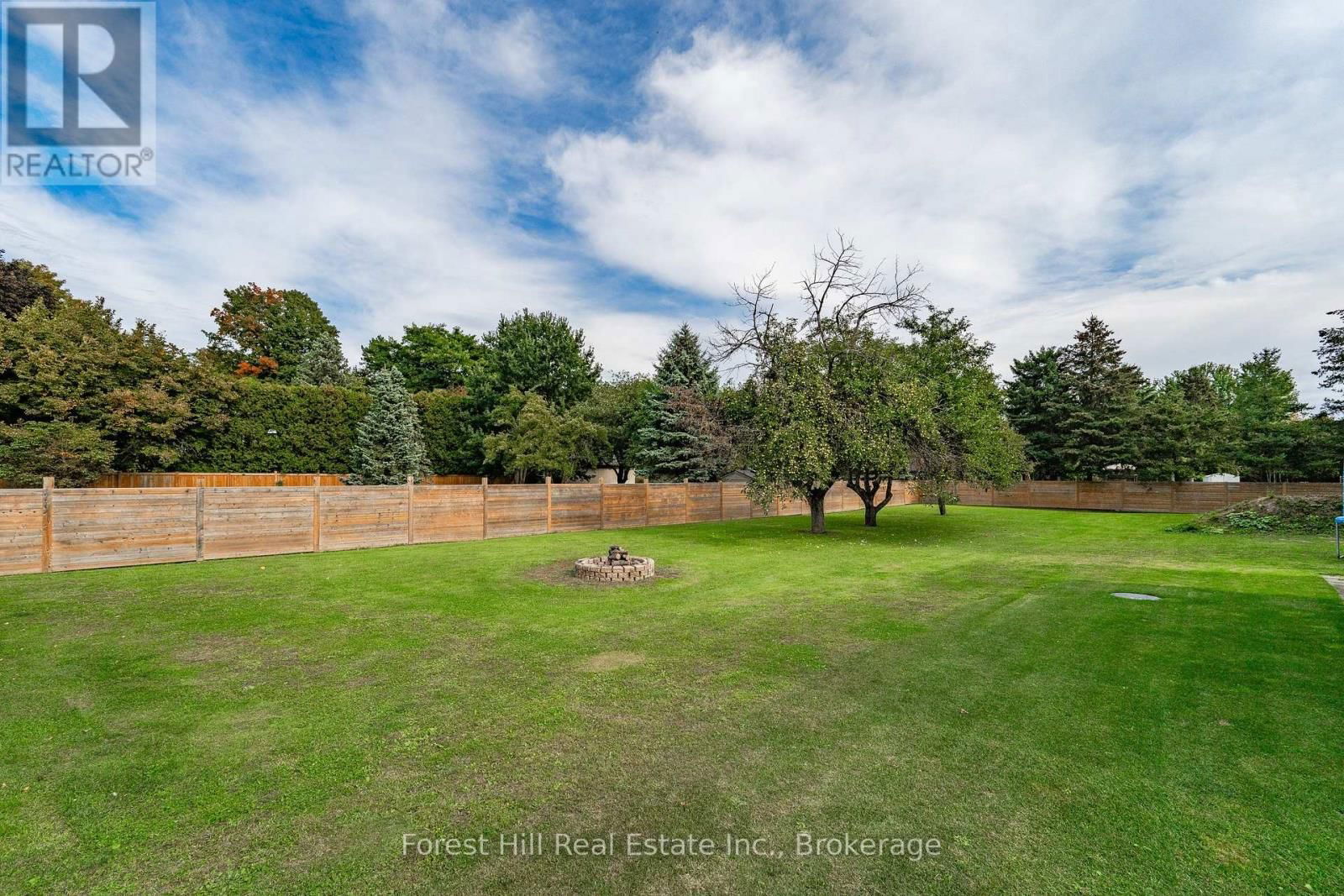 2560 2 SIDE ROAD Image 40