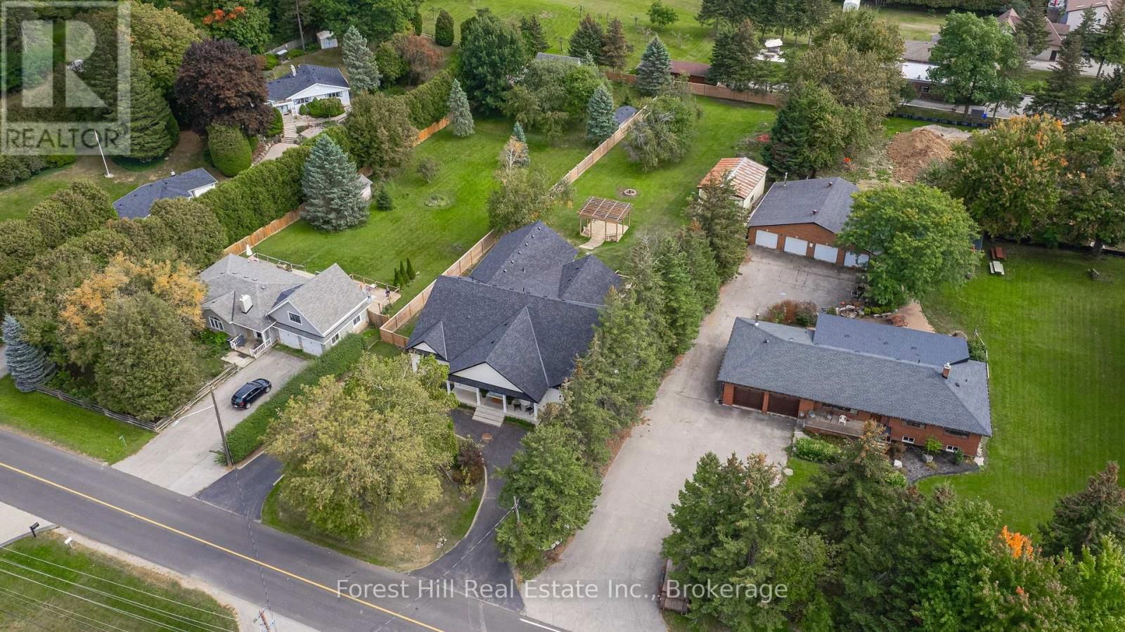 2560 2 SIDE ROAD Image 47