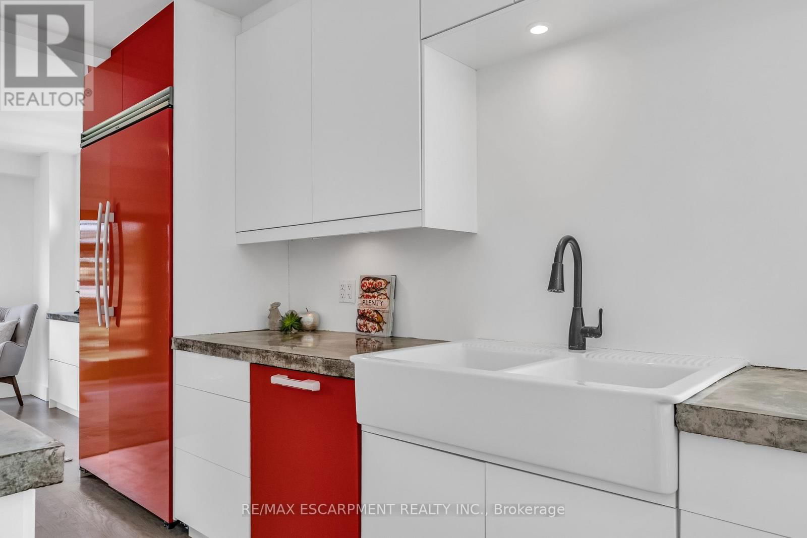 365 DELAWARE AVENUE Image 14