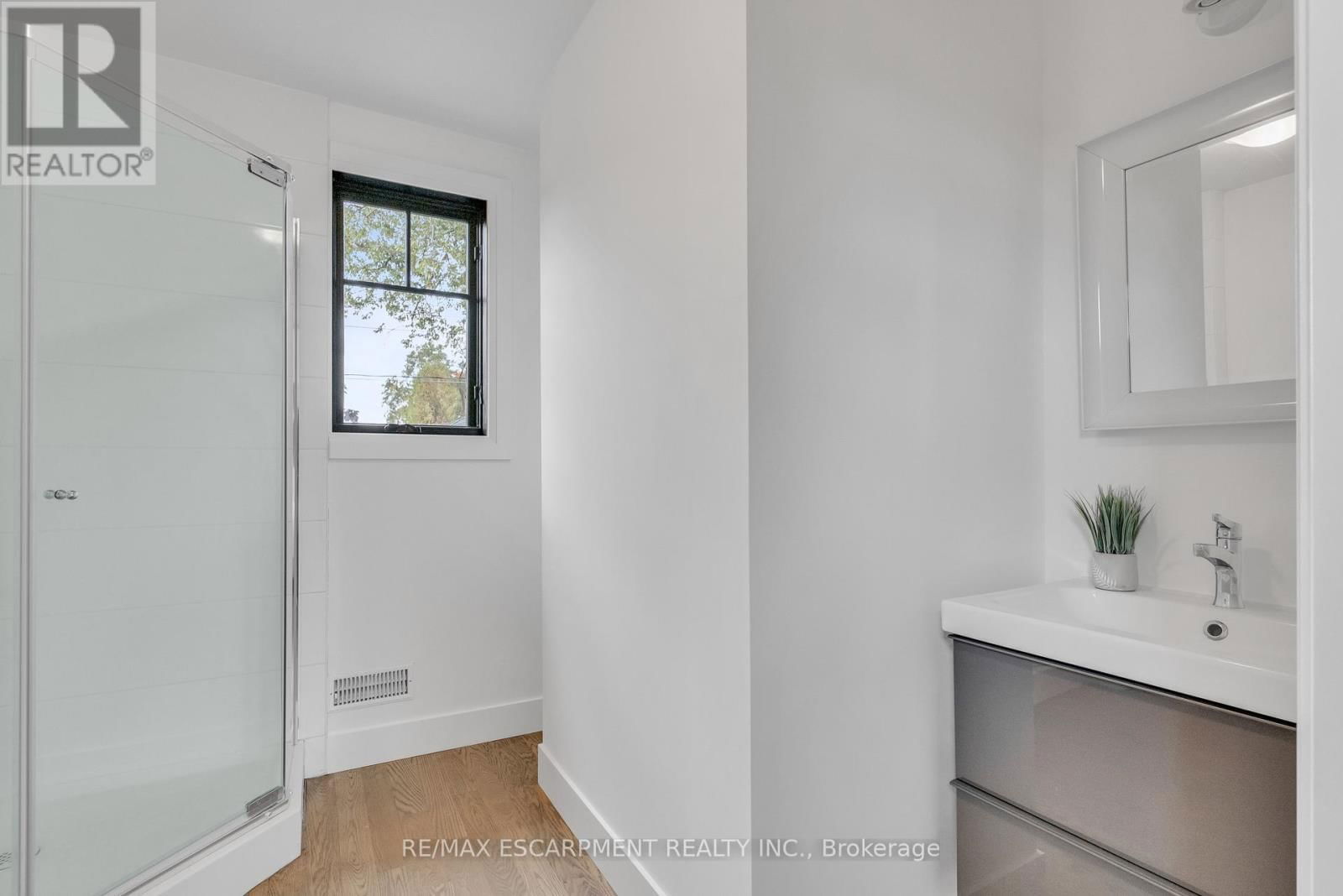 365 DELAWARE AVENUE Image 30