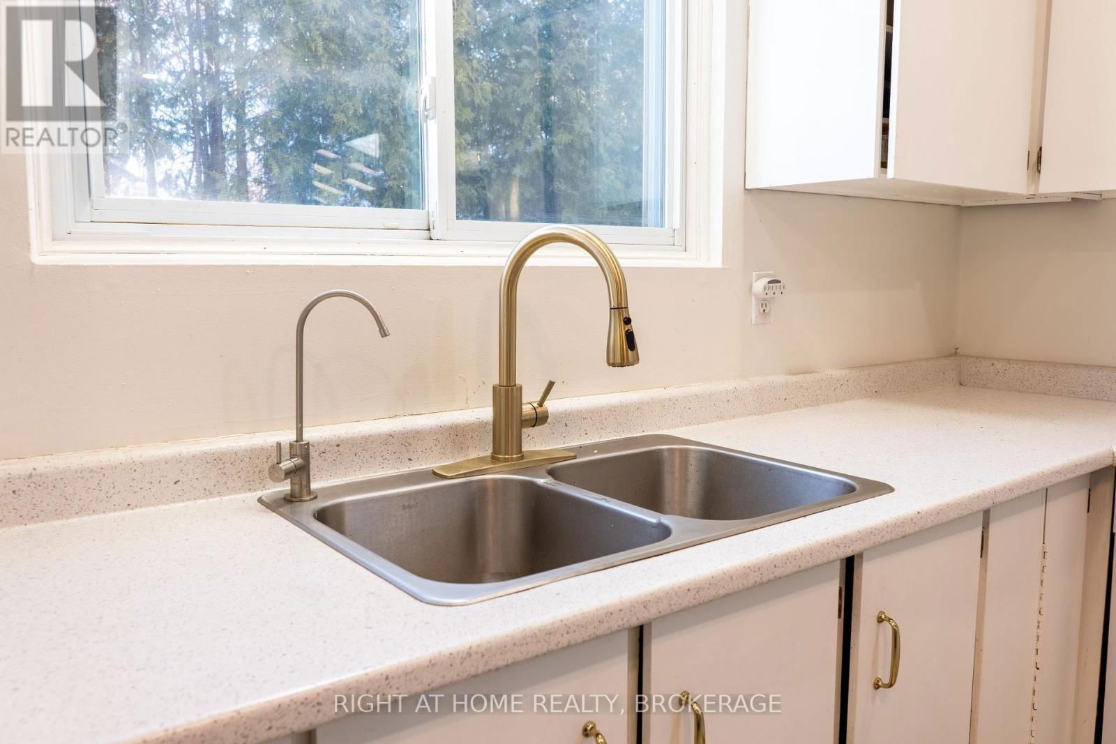 2377 HOLYHEAD DRIVE Image 5