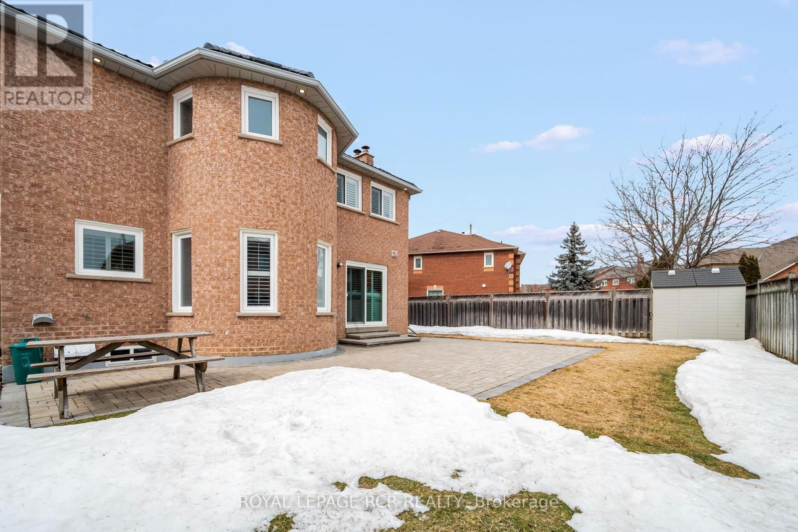 37 HUTTON CRESCENT Image 41