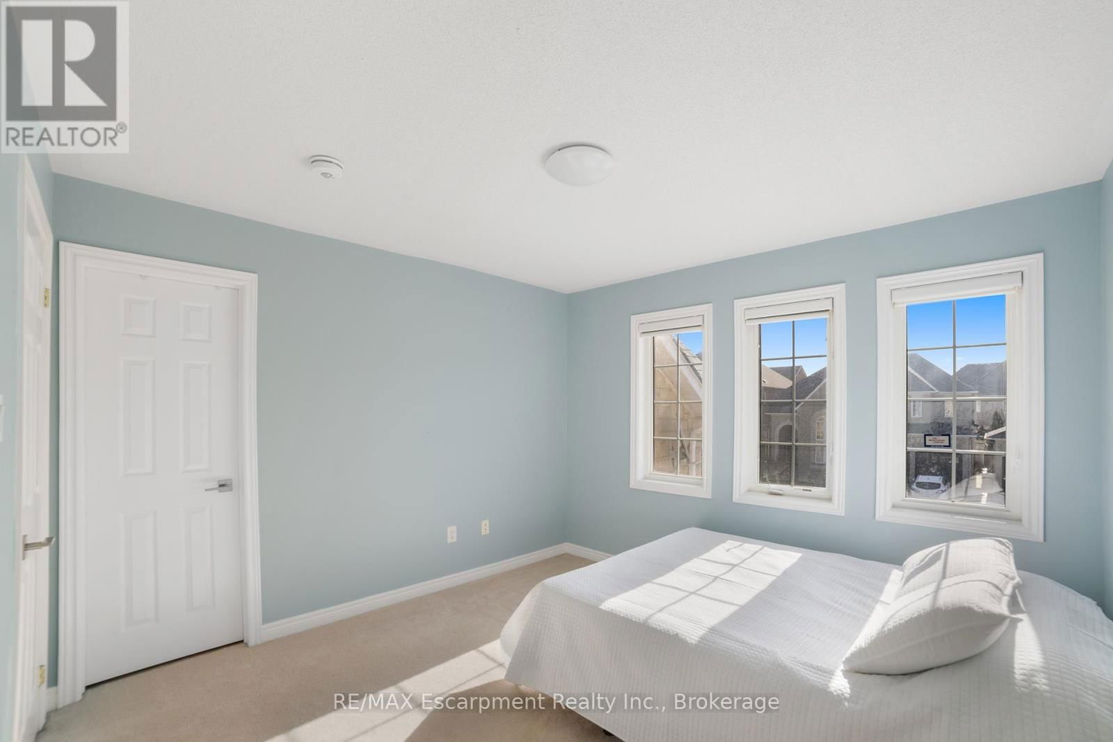 18 COOPERAGE STREET Image 33