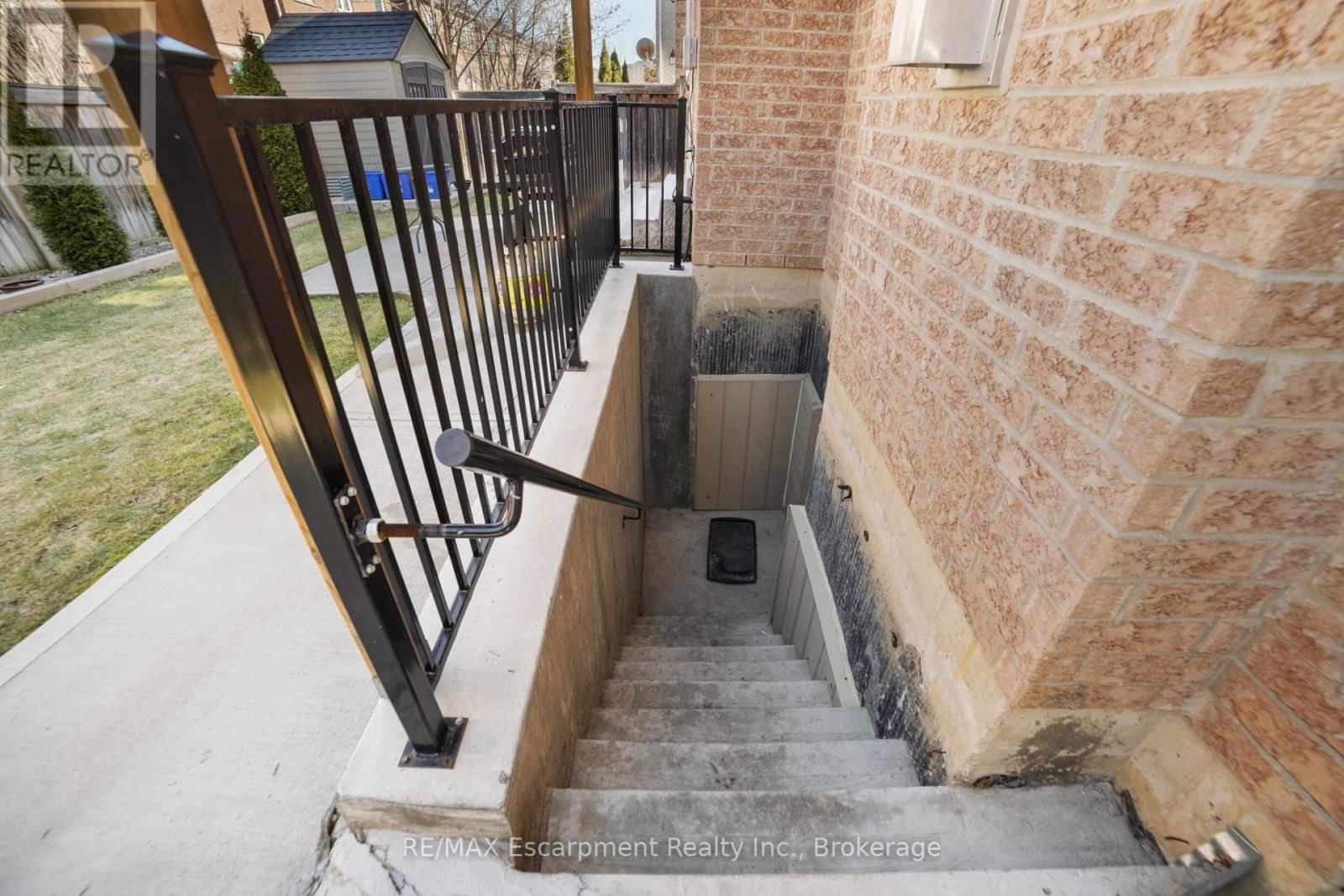 18 COOPERAGE STREET Image 37