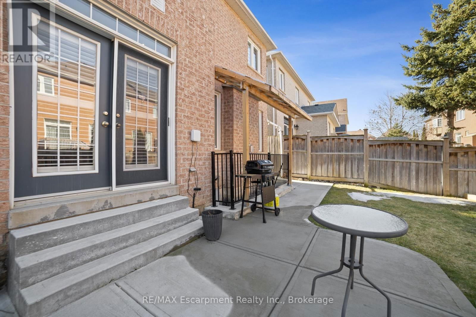 18 COOPERAGE STREET Image 40