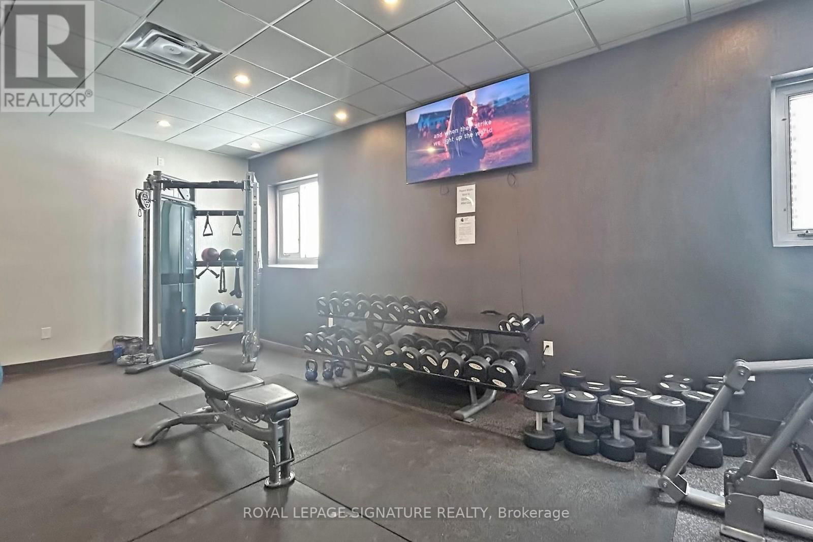 907 - 812 BURNHAMTHORPE ROAD Image 29