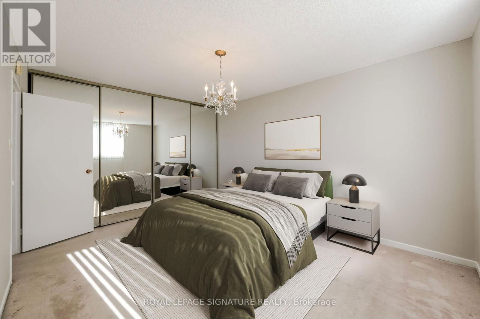 907 - 812 BURNHAMTHORPE ROAD Image 9