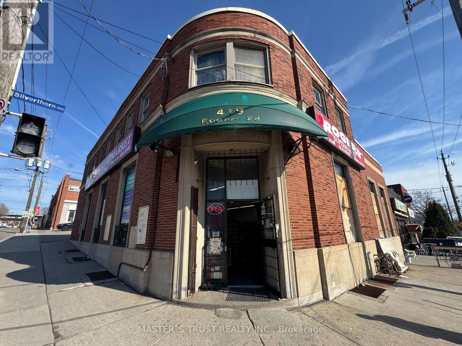 419 ROGERS ROAD Image 2
