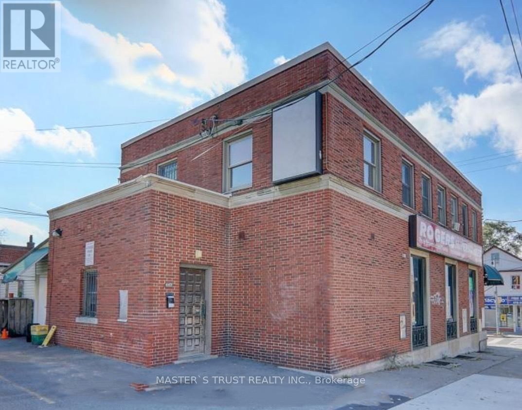 419 ROGERS ROAD Image 3