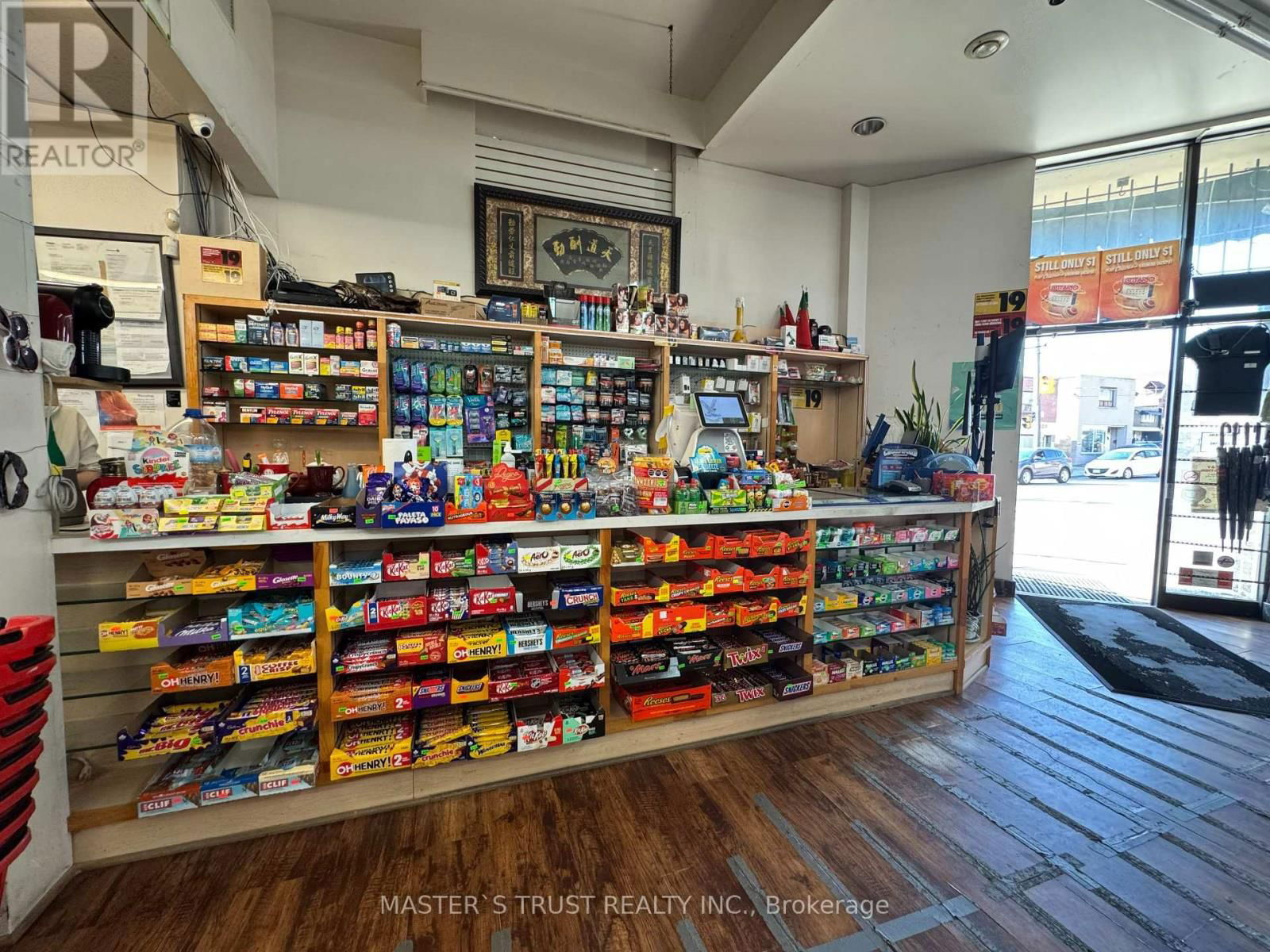 419 ROGERS ROAD Image 9