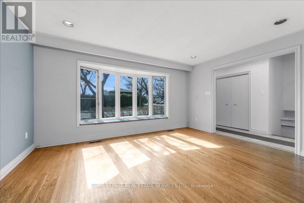 525 SEYMOUR DRIVE Image 13