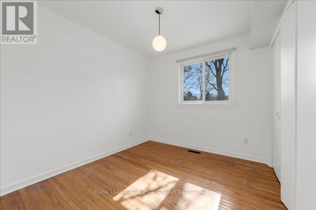 525 SEYMOUR DRIVE Image 18