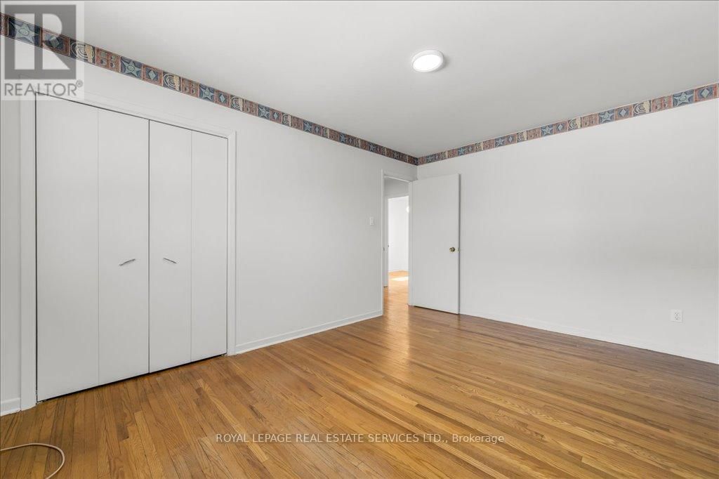 525 SEYMOUR DRIVE Image 21
