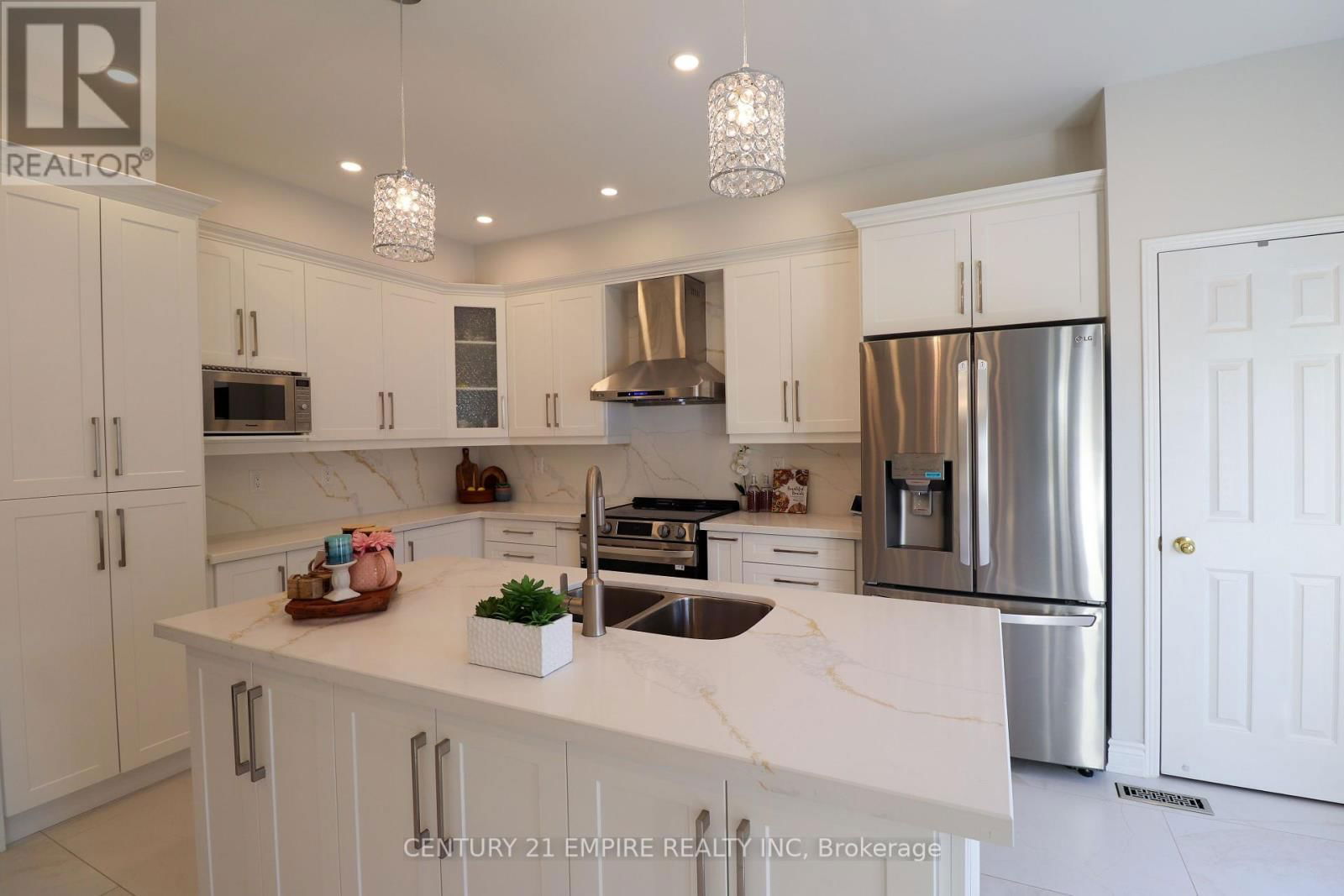 263 GATWICK DRIVE Image 12
