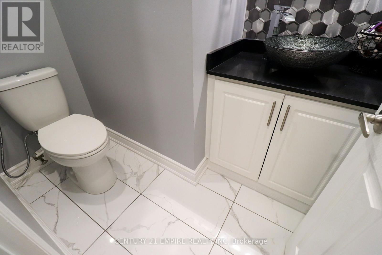 263 GATWICK DRIVE Image 17