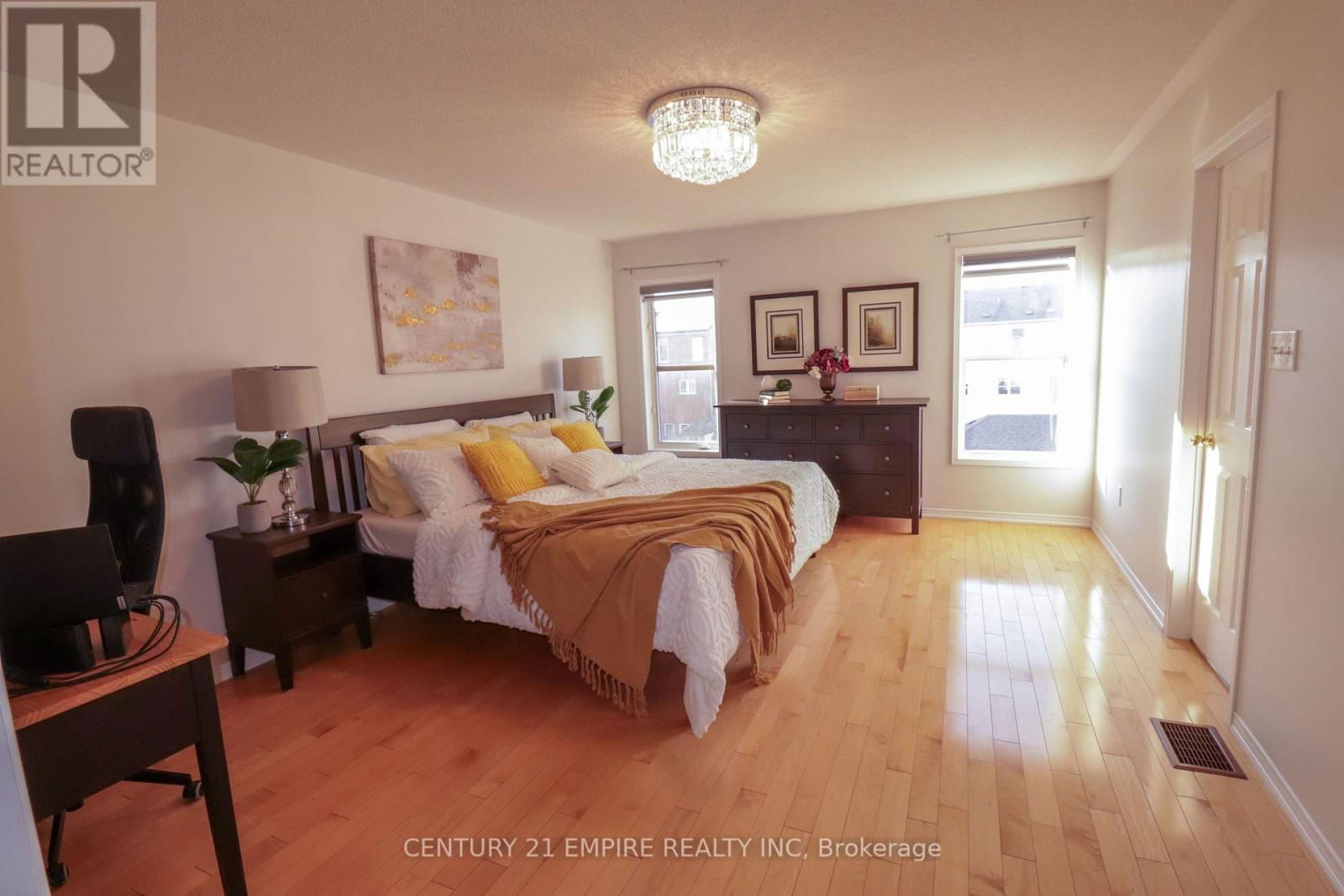 263 GATWICK DRIVE Image 36
