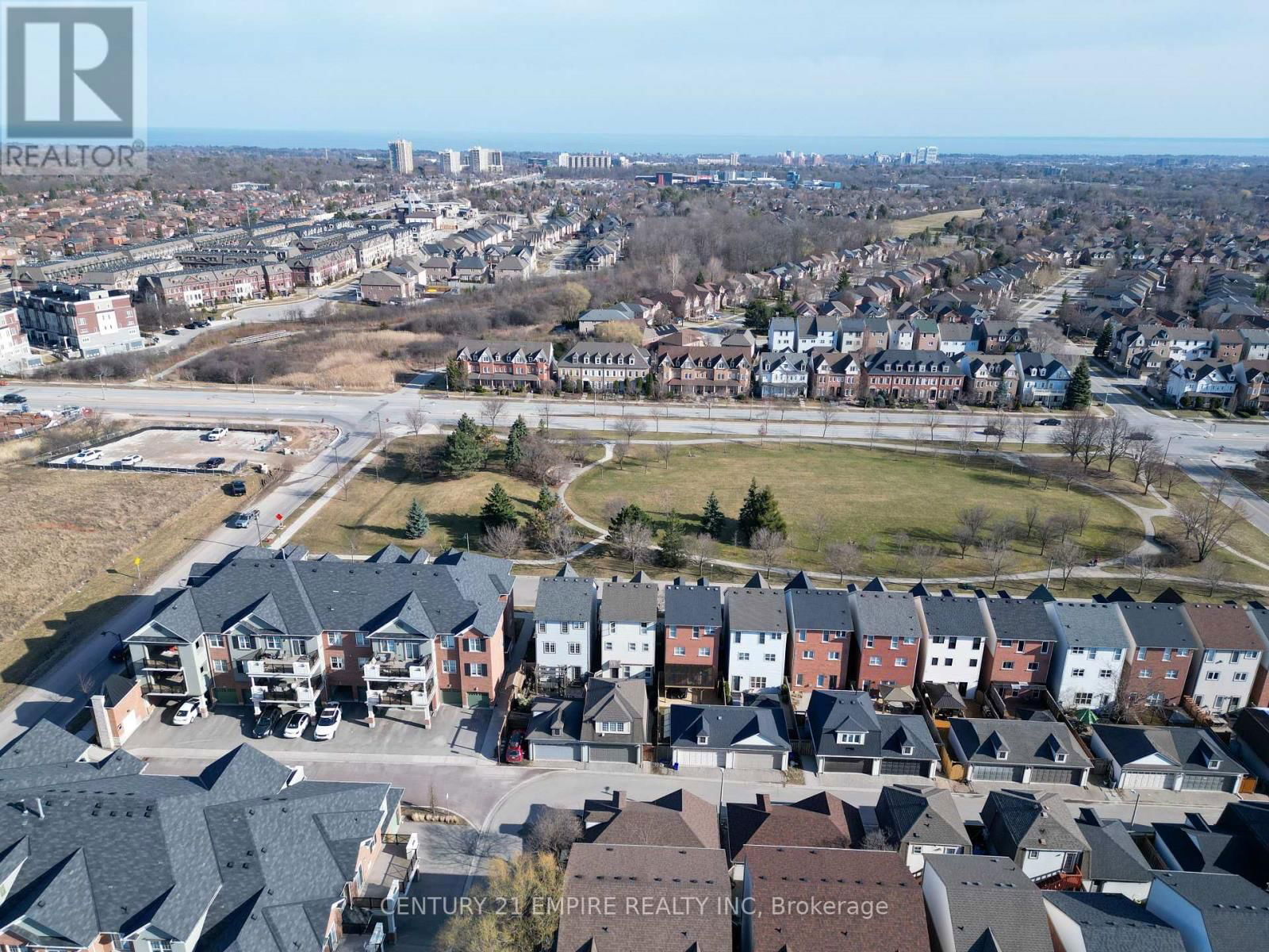 263 GATWICK DRIVE Image 47