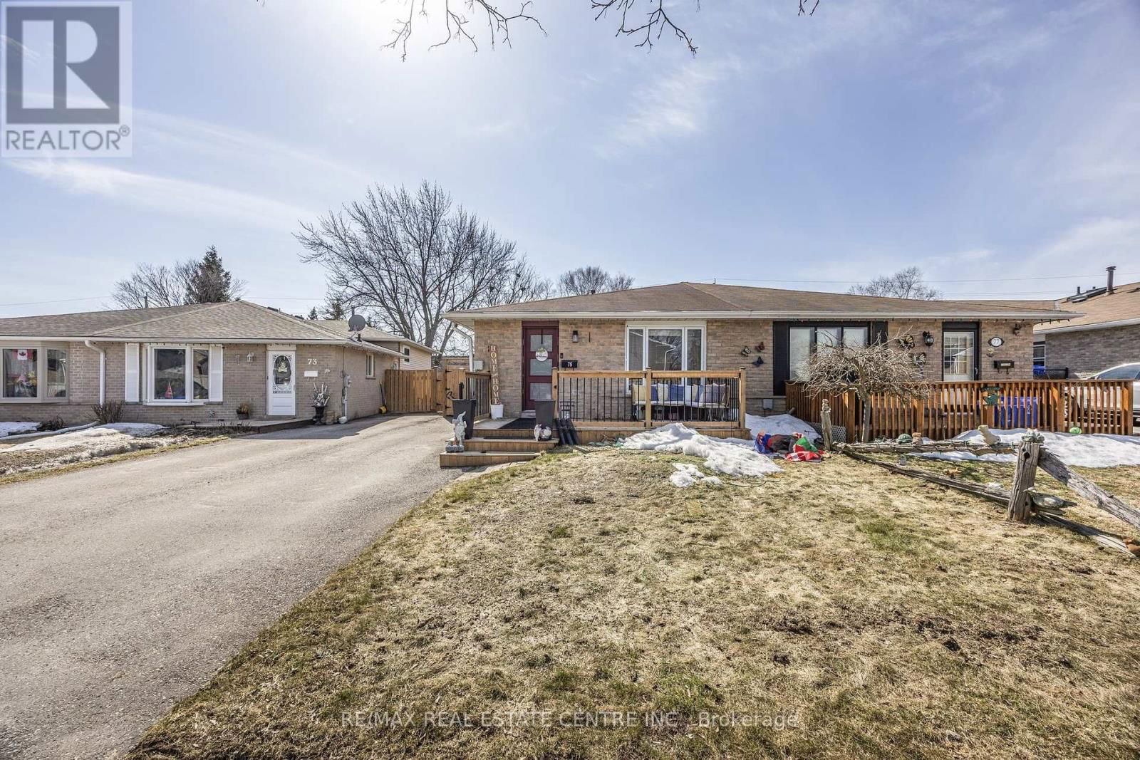 75 MANOR CRESCENT Image 1