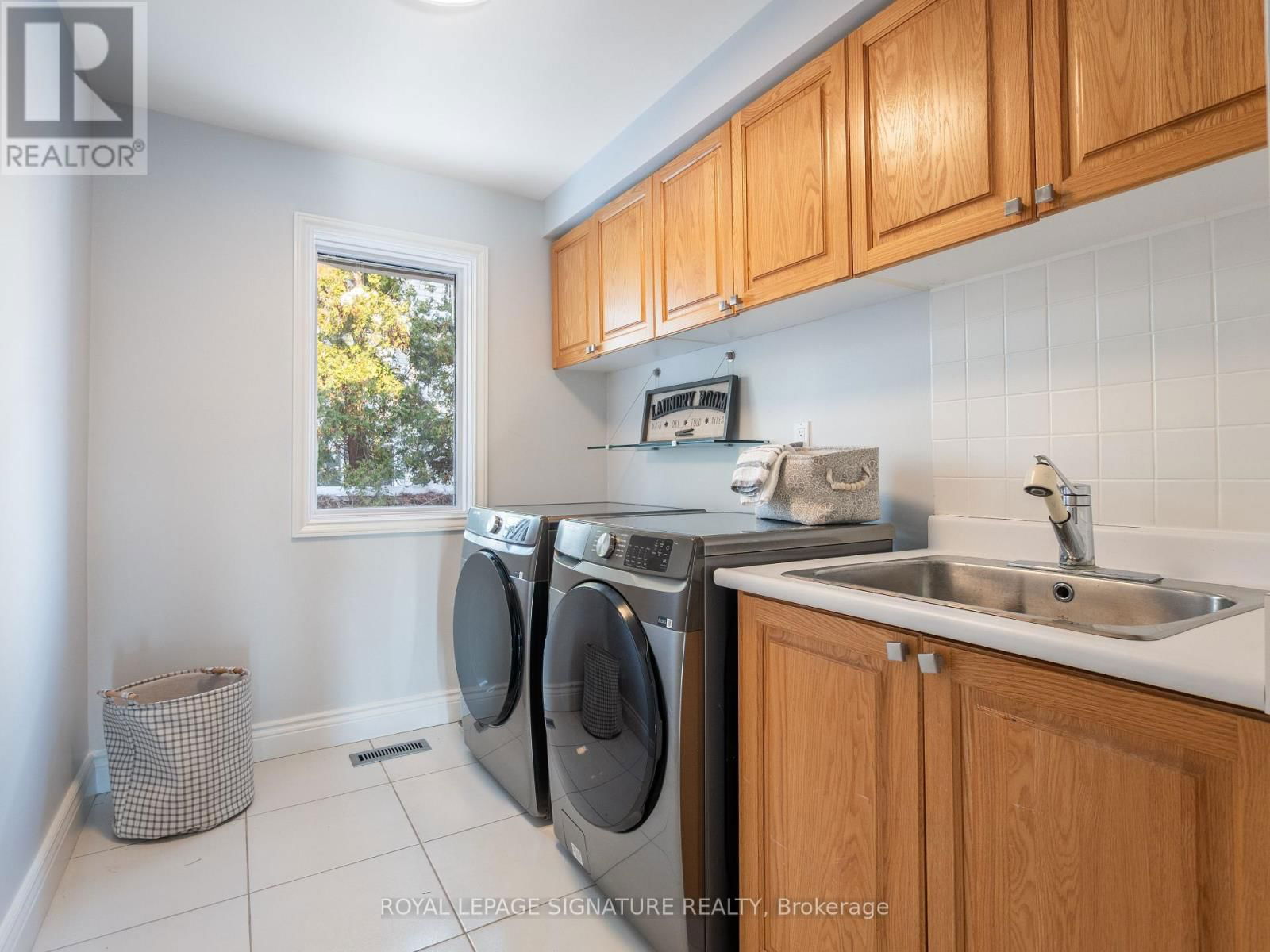 1376 TECUMSEH PARK DRIVE Image 13