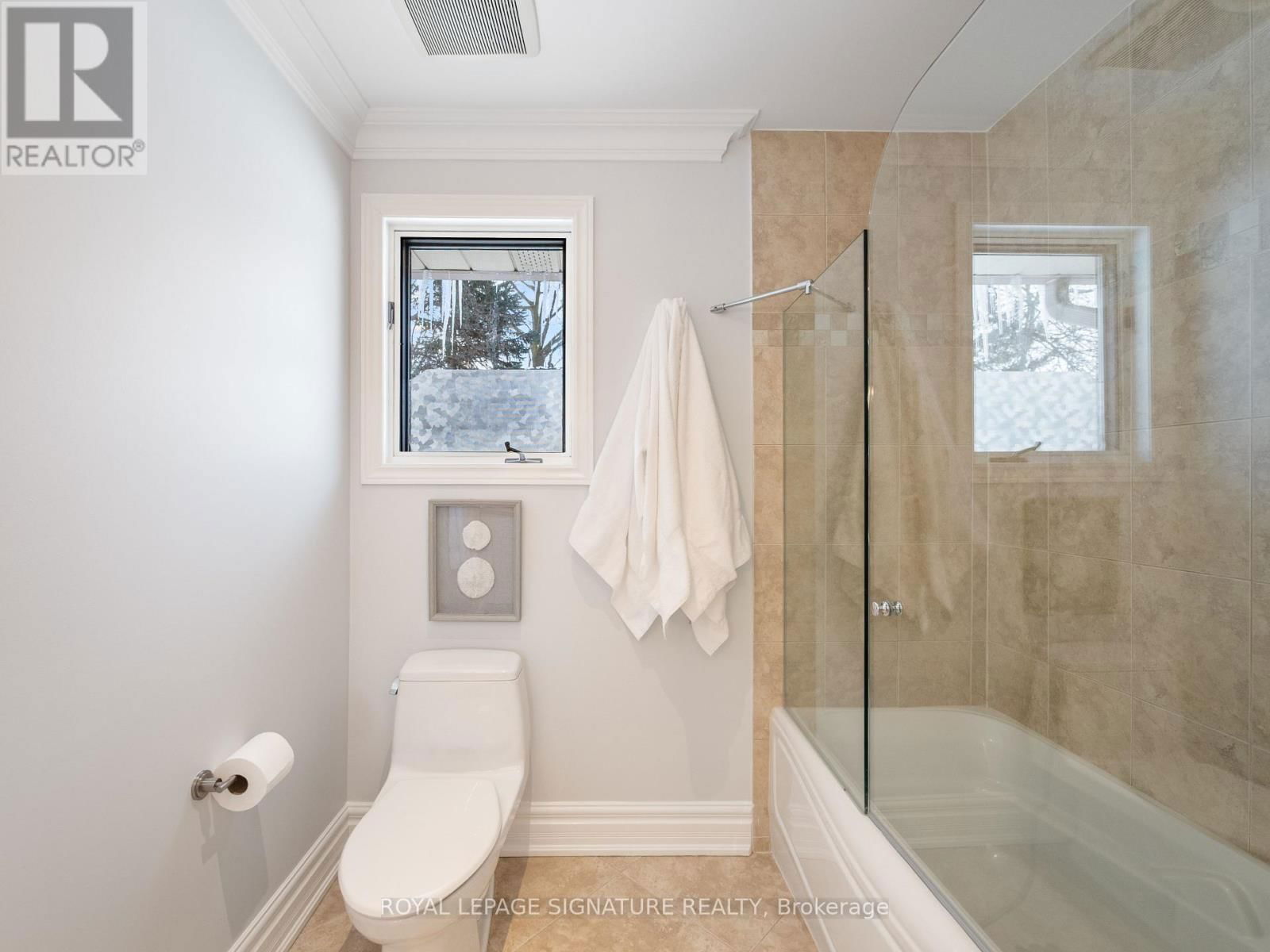 1376 TECUMSEH PARK DRIVE Image 26