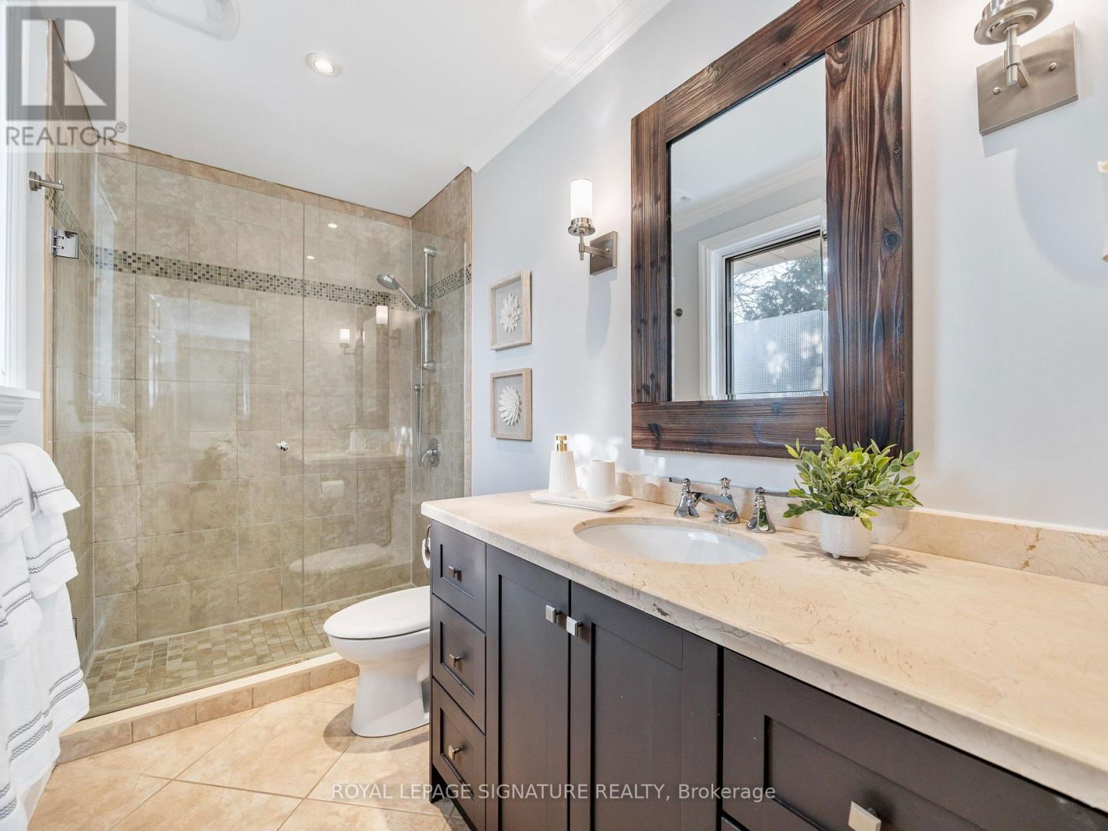 1376 TECUMSEH PARK DRIVE Image 30