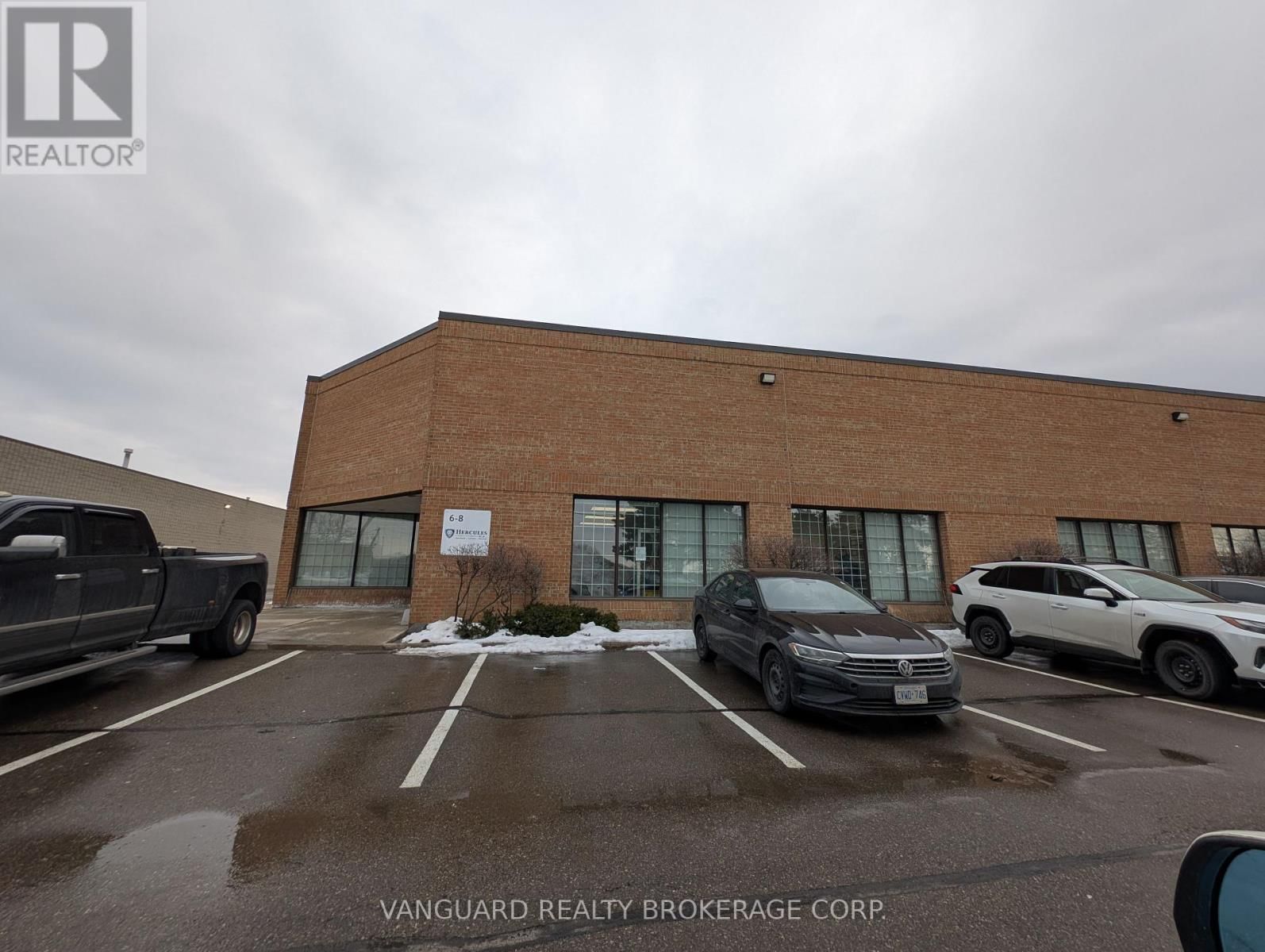 8 - 1750 COURTNEYPARK DRIVE Image 3