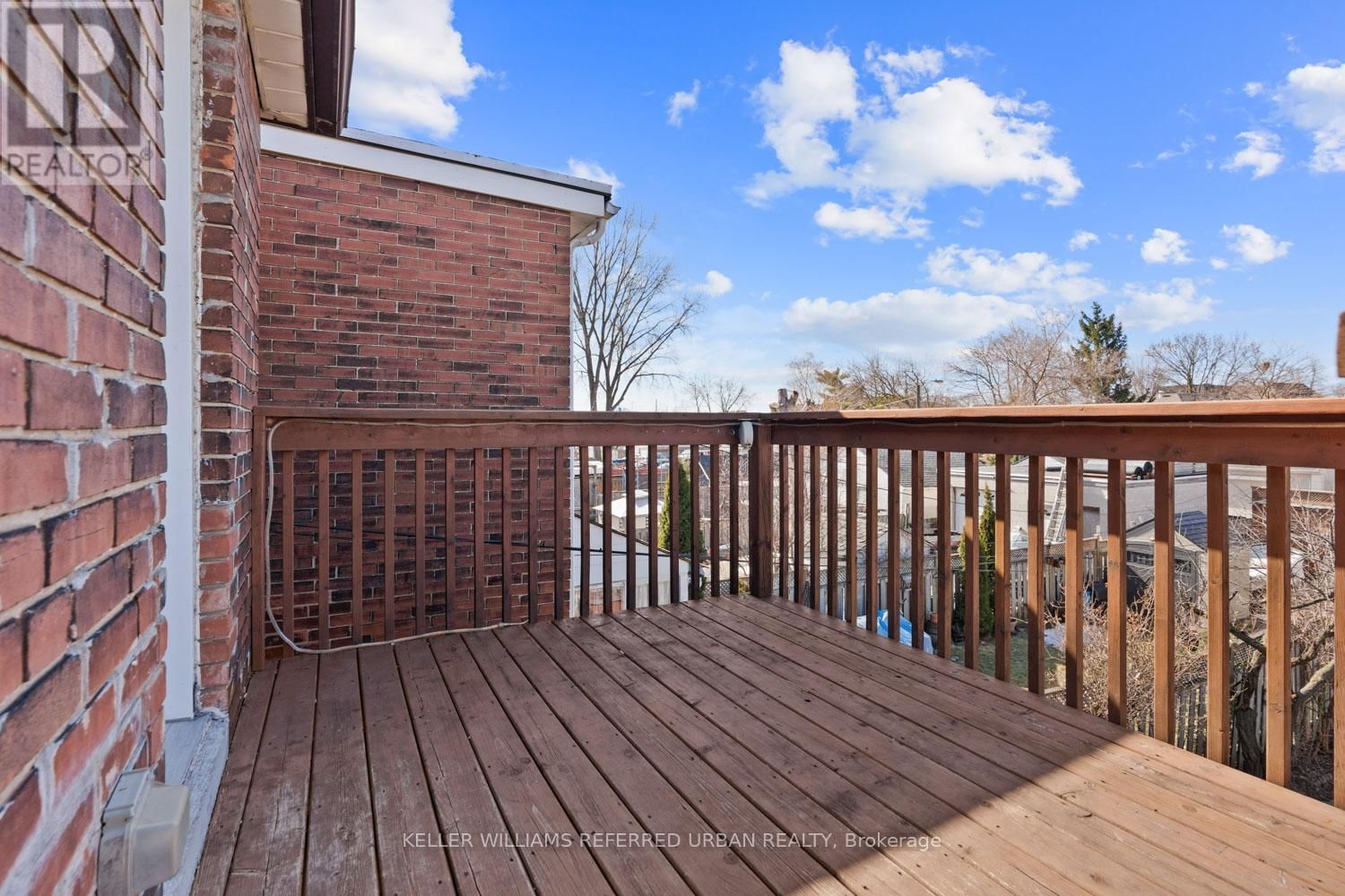 32 CASTLETON AVENUE Image 33