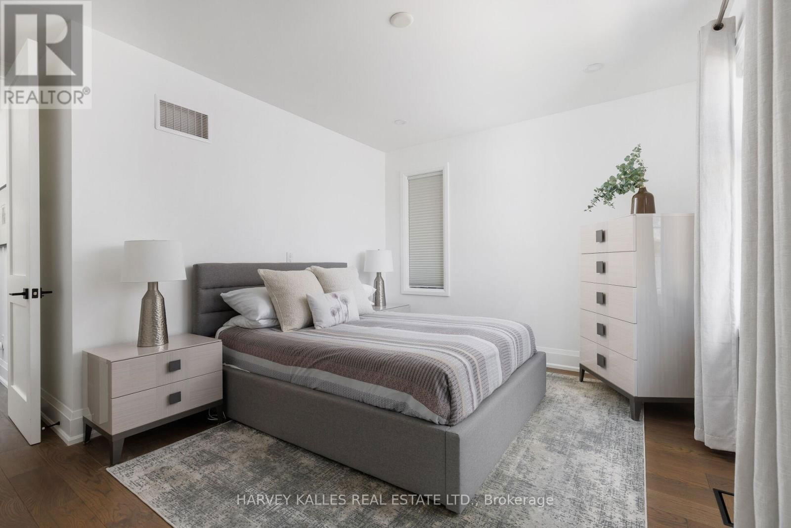 1 BENBOW ROAD Image 35