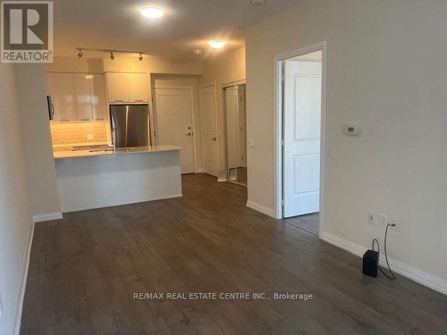 #1010 - 65 WATERGARDEN DRIVE Image 11