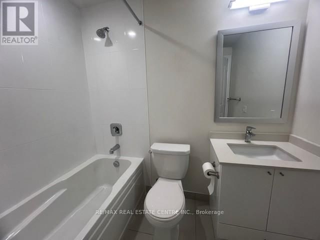 #1010 - 65 WATERGARDEN DRIVE Image 6