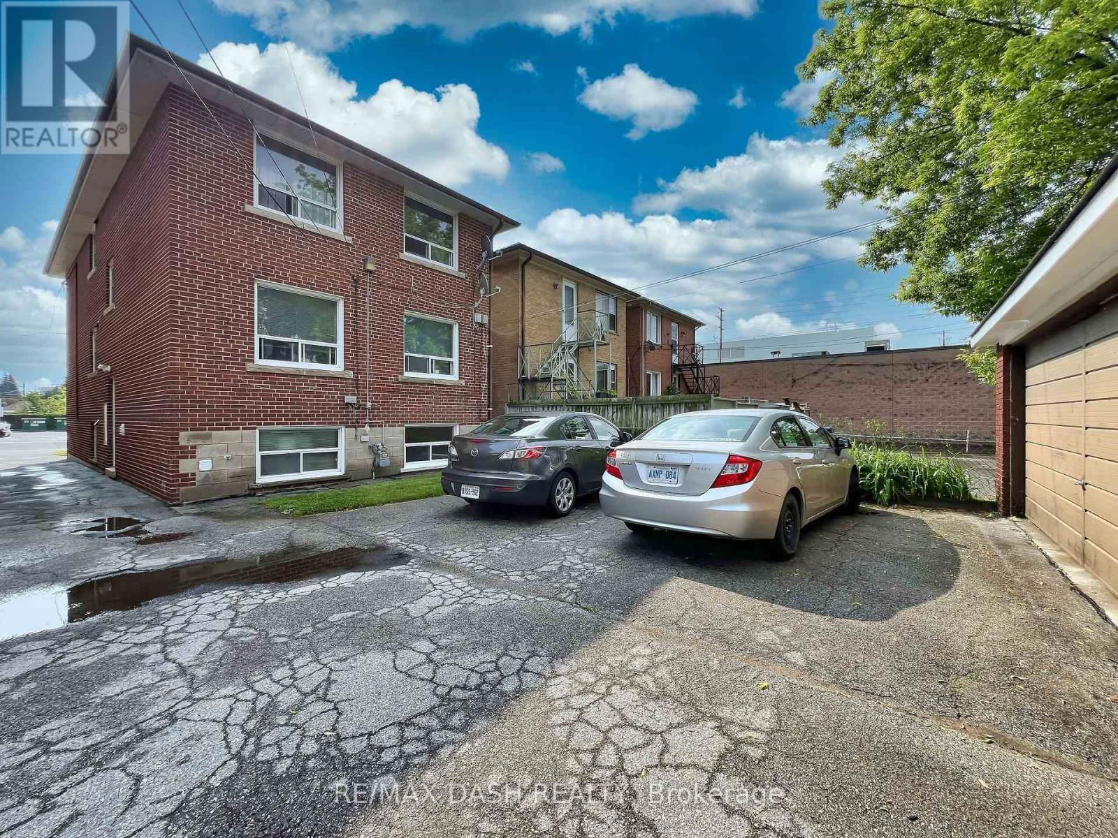 8 NINETEENTH STREET Image 12