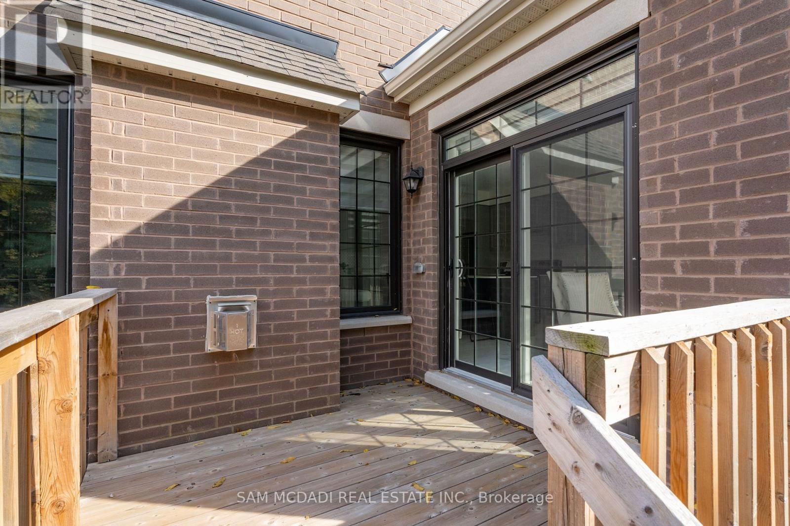 56 WORKGREEN PARK WAY Image 22