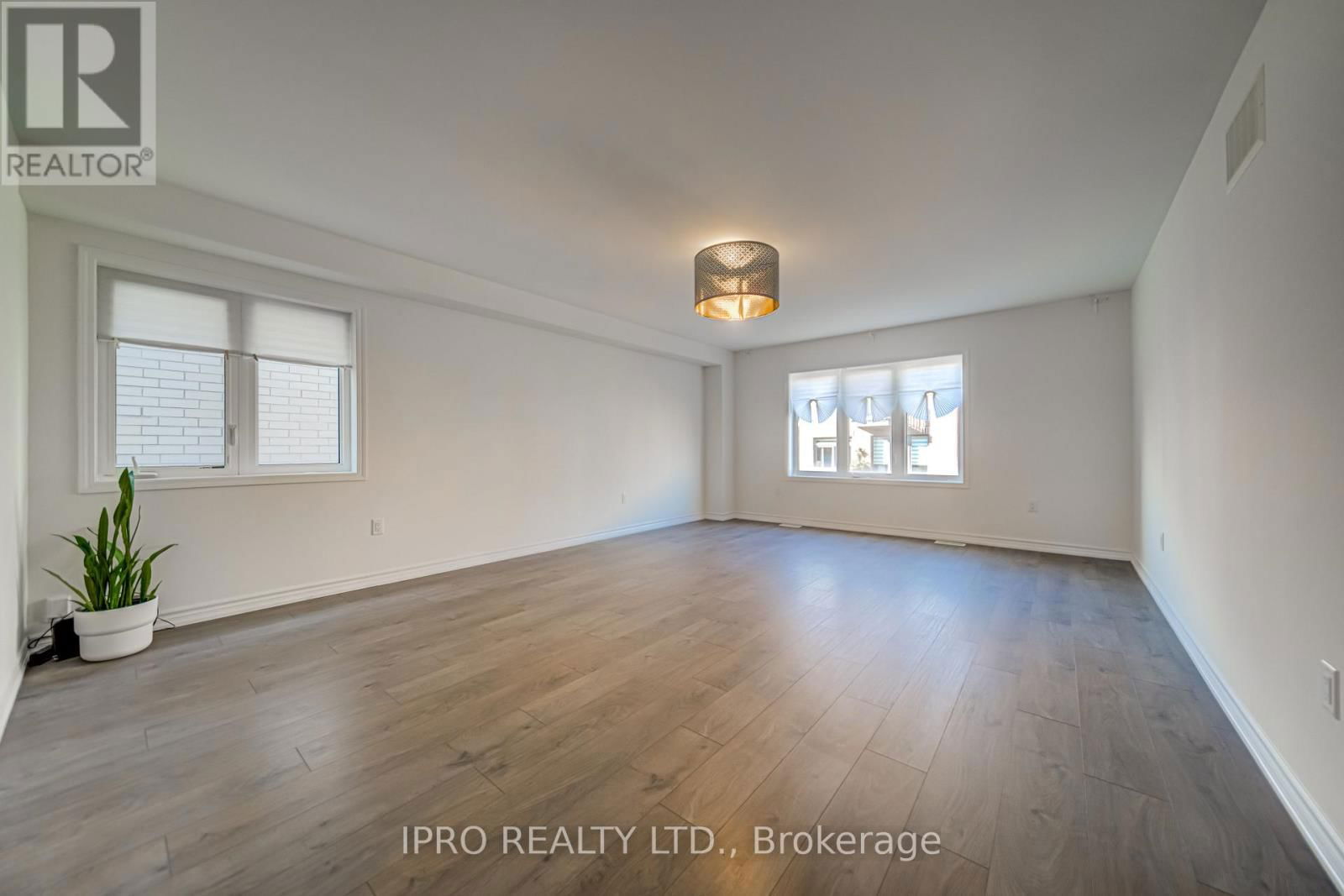 294 VALERMO DRIVE Image 21
