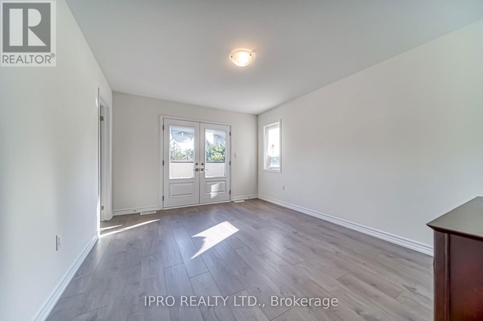 294 VALERMO DRIVE Image 26