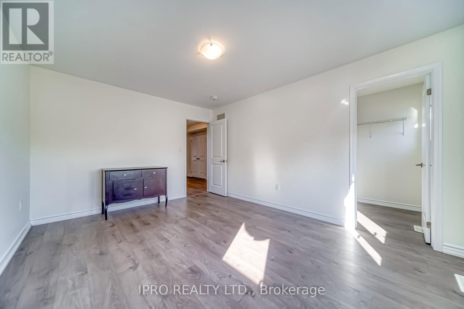 294 VALERMO DRIVE Image 27
