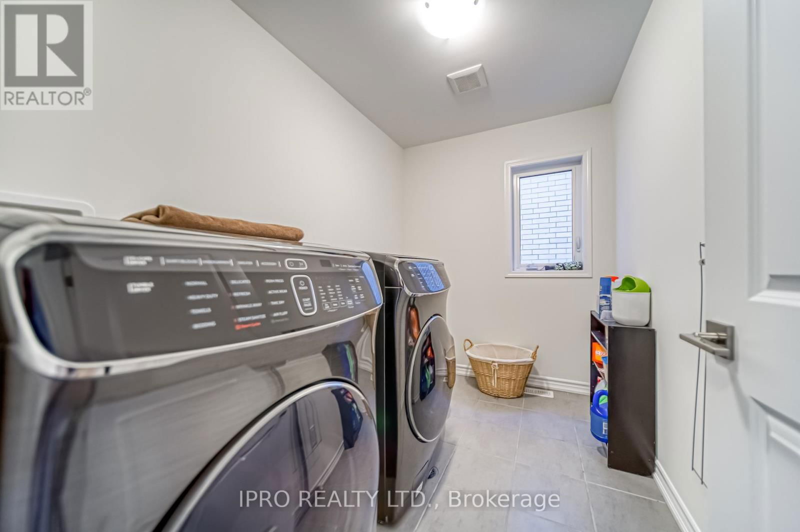 294 VALERMO DRIVE Image 30