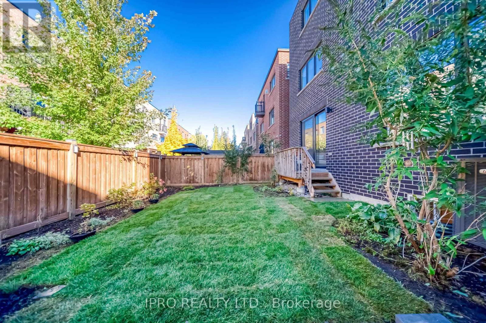 294 VALERMO DRIVE Image 35