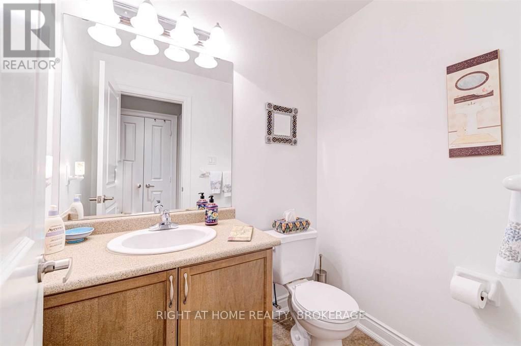 122 LAKESHORE ROAD WEST Image 22