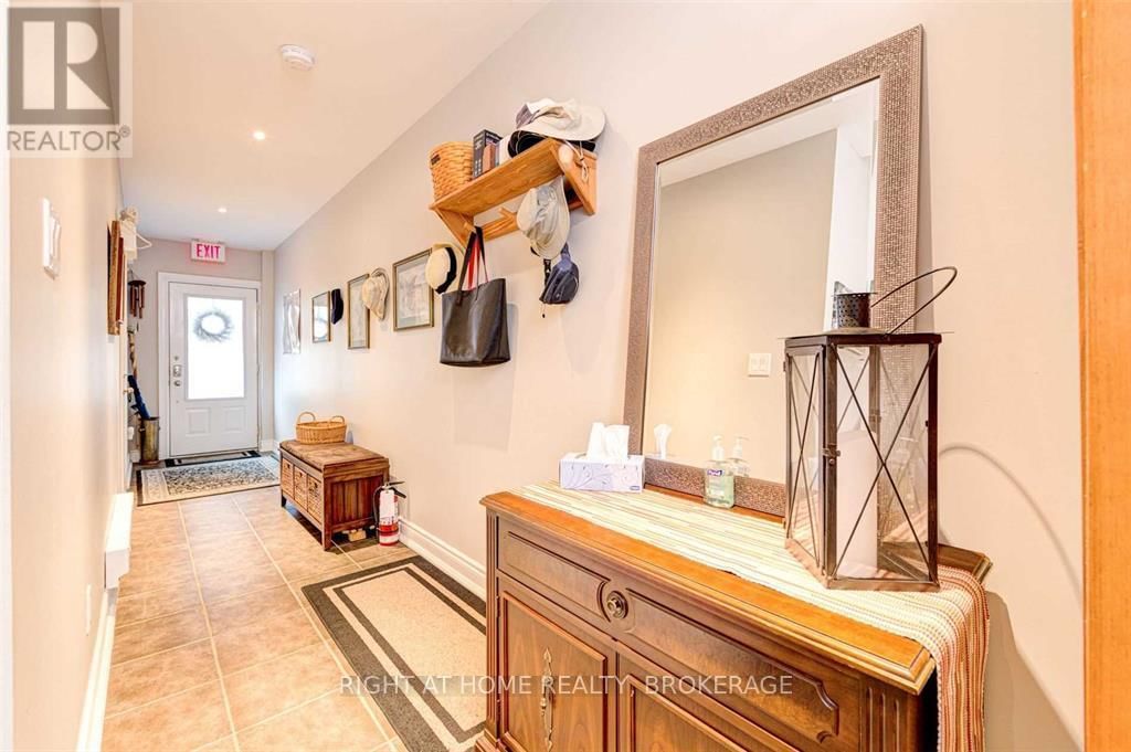122 LAKESHORE ROAD WEST Image 5