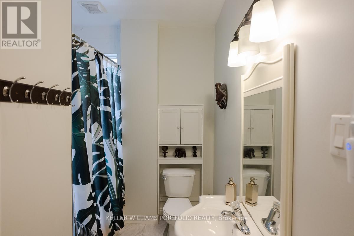 1156 BLOOR STREET WEST Image 12