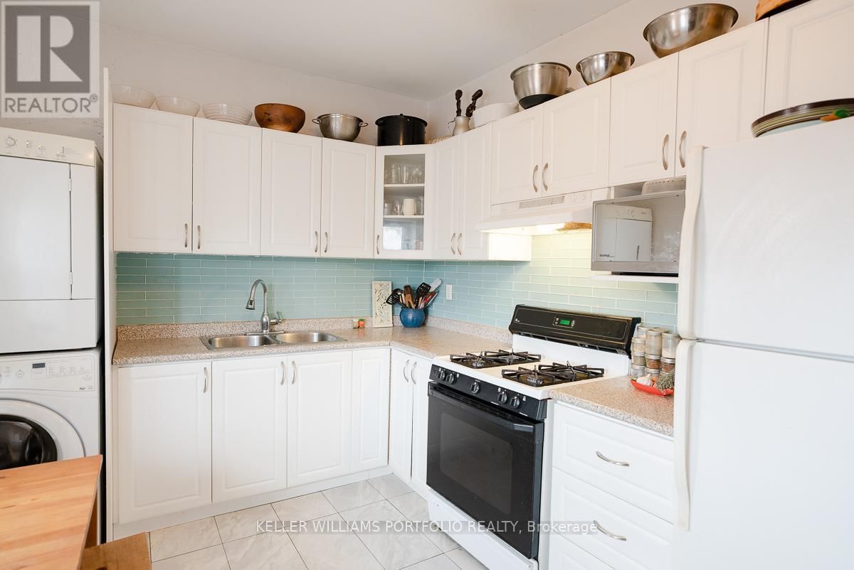 1156 BLOOR STREET WEST Image 19