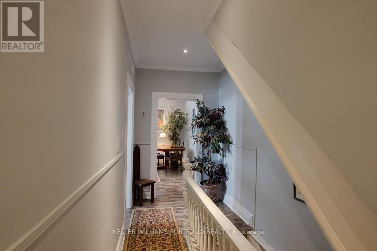1156 BLOOR STREET WEST Image 22