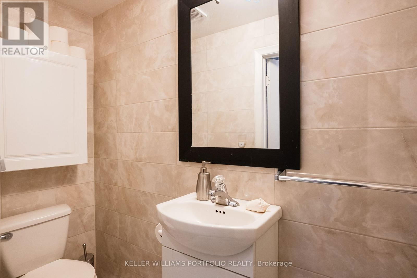 1156 BLOOR STREET WEST Image 25