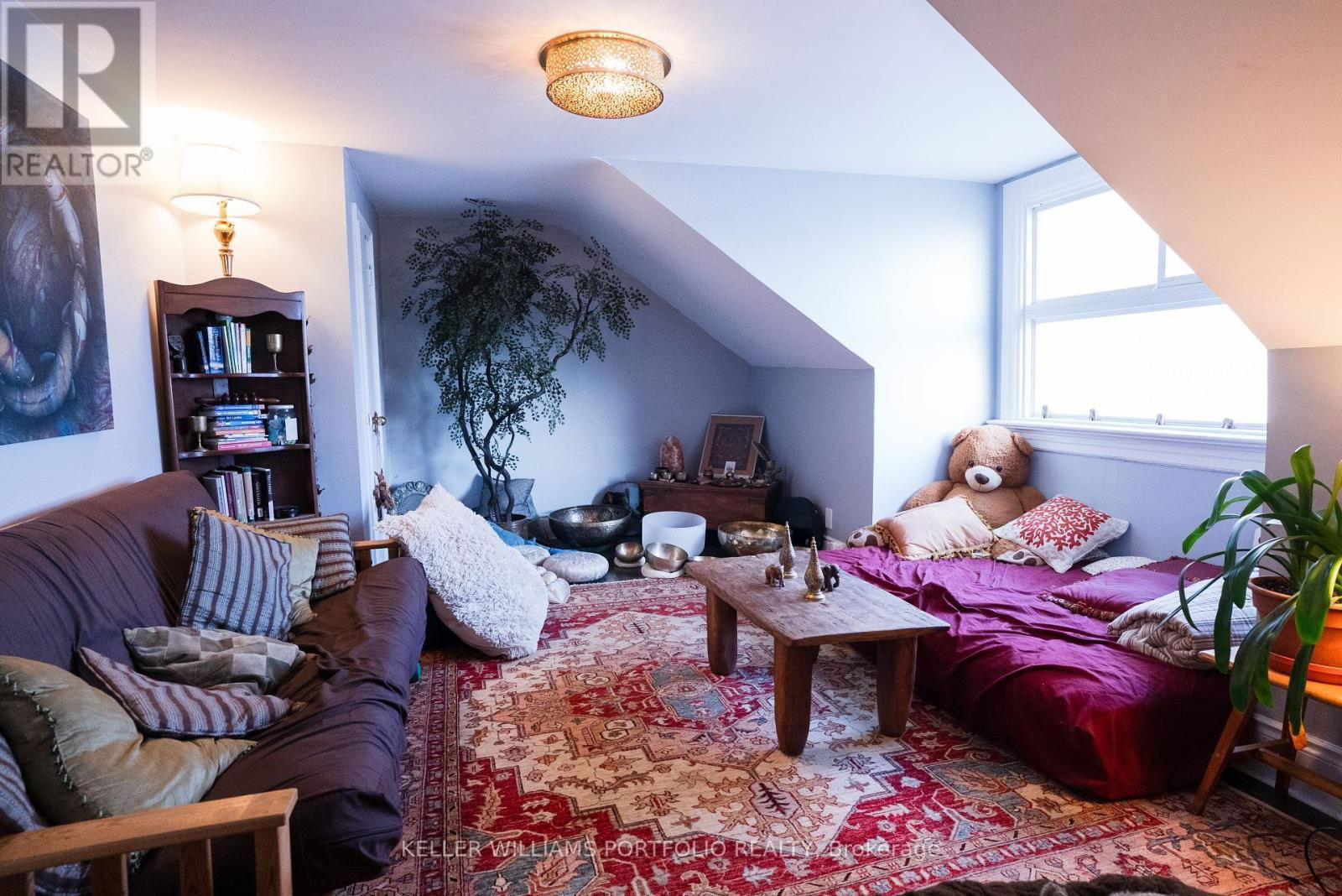 1156 BLOOR STREET WEST Image 27