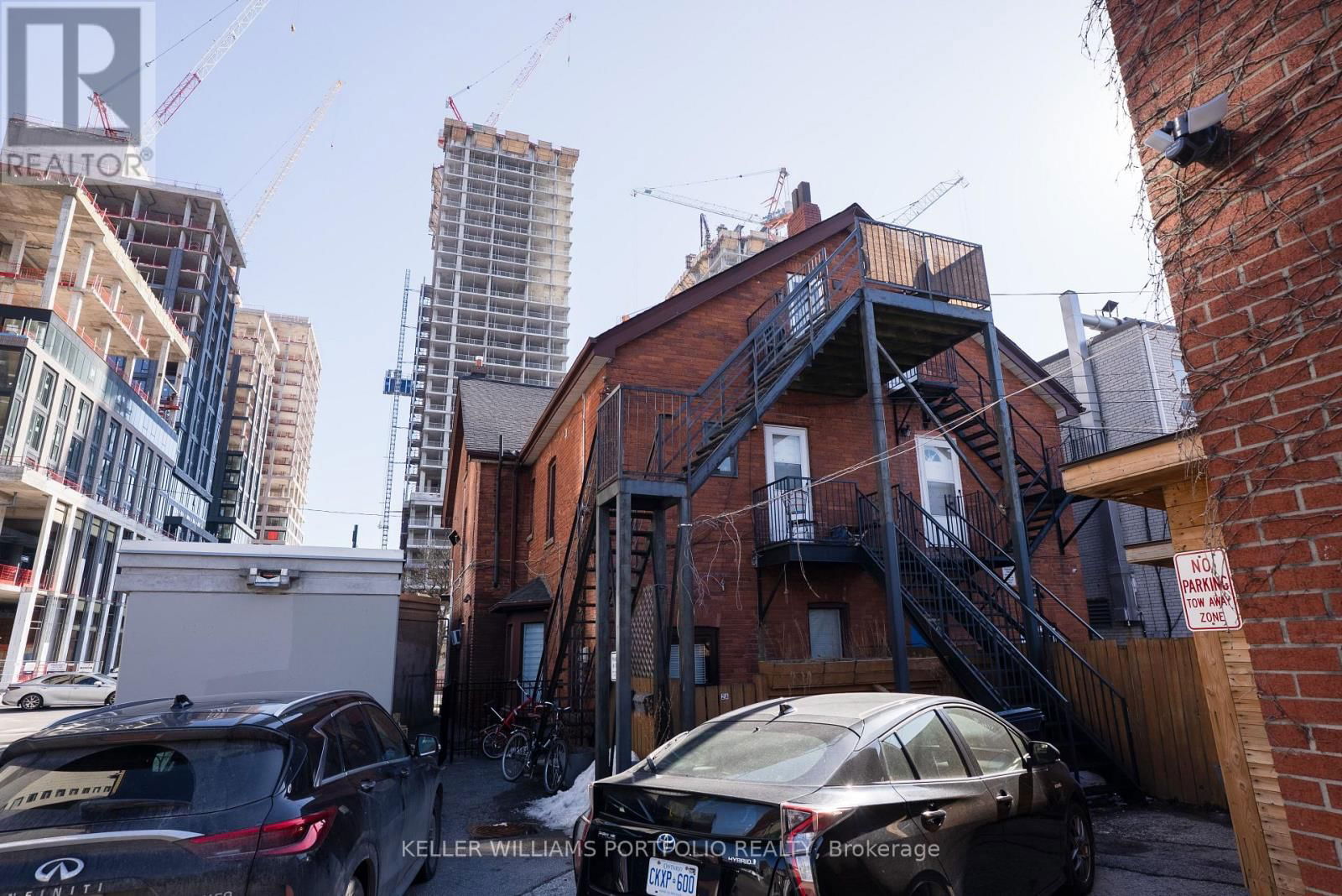 1156 BLOOR STREET WEST Image 3