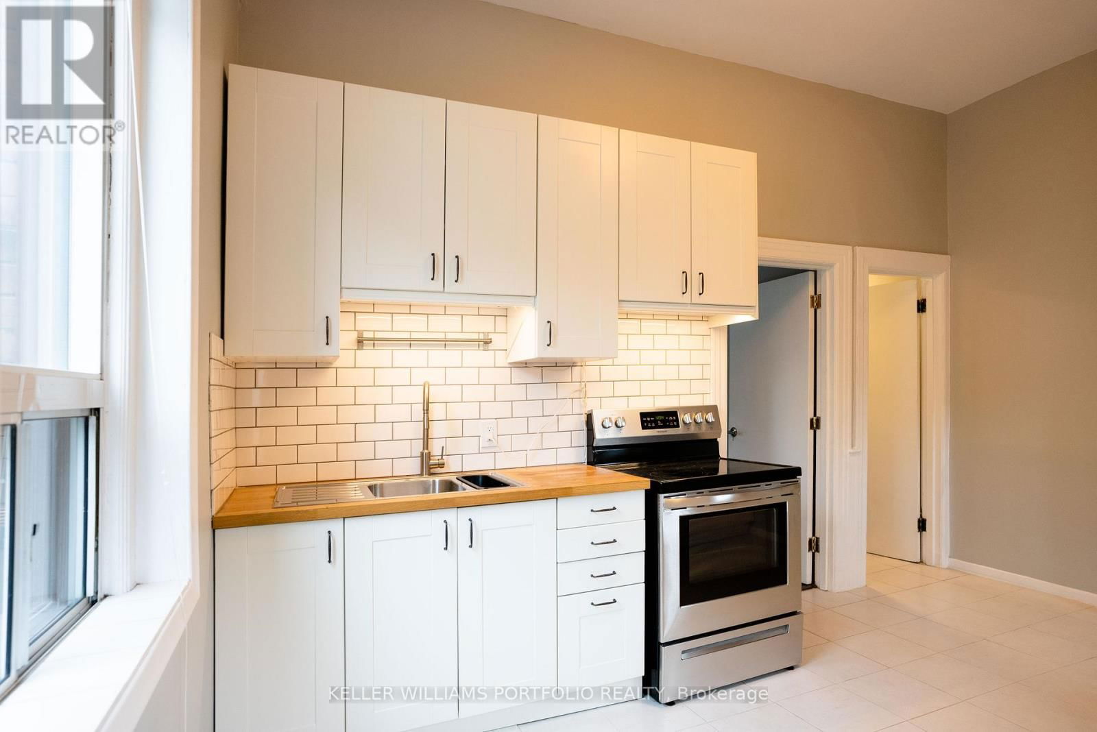 1156 BLOOR STREET WEST Image 34